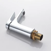 Смеситель для раковины Shevanik S4201, хром Смеситель для раковины Shevanik S4201, хром