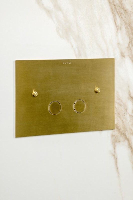 Кнопка смыва для унитаза Boheme 647-MG латунь, цвет matt gold, ультраплоская