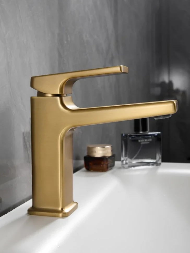 Смеситель для раковины Haiba HB10831-5 брашированное золото