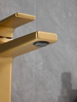 Смеситель для раковины Haiba HB10831-5 брашированное золото Смеситель для раковины Haiba HB10831-5 брашированное золото