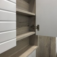 Зеркало-шкаф Comforty Клеон 60 дымчатый дуб, белый