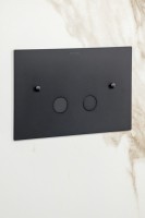 Кнопка смыва для унитаза Boheme 647-B латунь, цвет black, ультраплоская Кнопка смыва для унитаза Boheme 647-B латунь, цвет black, ультраплоская