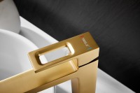 Смеситель для раковины BELZ B658 B11658-5 золото Смеситель для раковины BELZ B658 B11658-5 золото