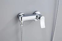 Смеситель для ванны с душем Haiba HB60553 хром Смеситель для ванны с душем Haiba HB60553 хром