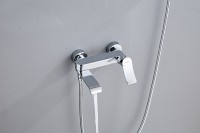 Смеситель для ванны с душем Haiba HB60553 хром Смеситель для ванны с душем Haiba HB60553 хром