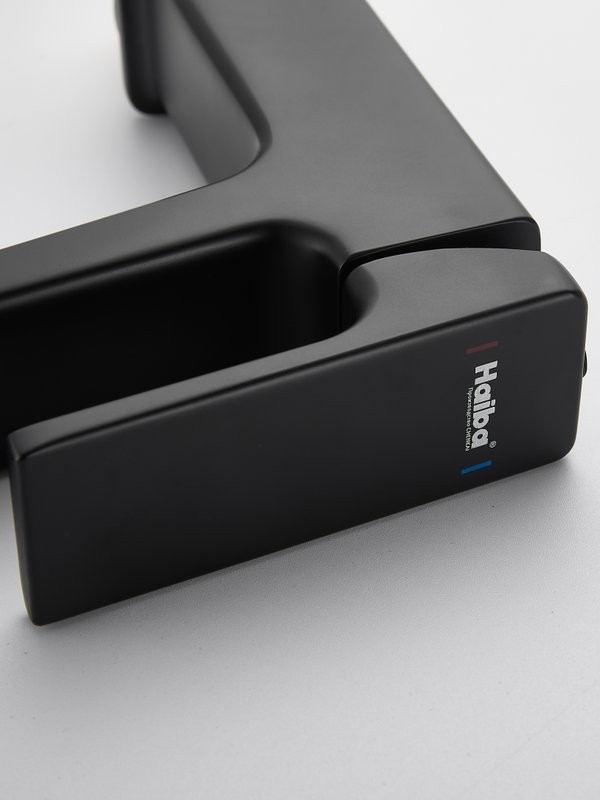 Смеситель для раковины Haiba HB10831-7 черный