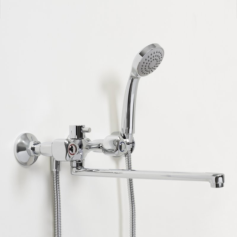 Смеситель с длинным изливом для ванны Wasserkraft Amper 2902L