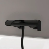 Смеситель для ванны с душем Hansgrohe Vivenis 75420670 + Душевой гарнитур Hansgrohe Pulsify Relaxation 105 3jet 24170670 матовый