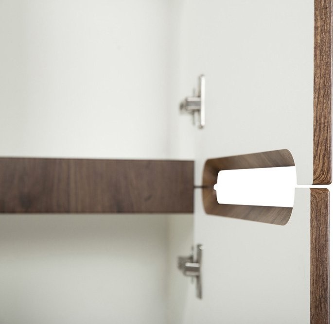 Шкаф пенал для ванной BelBagno Etna 40 R rovere moro