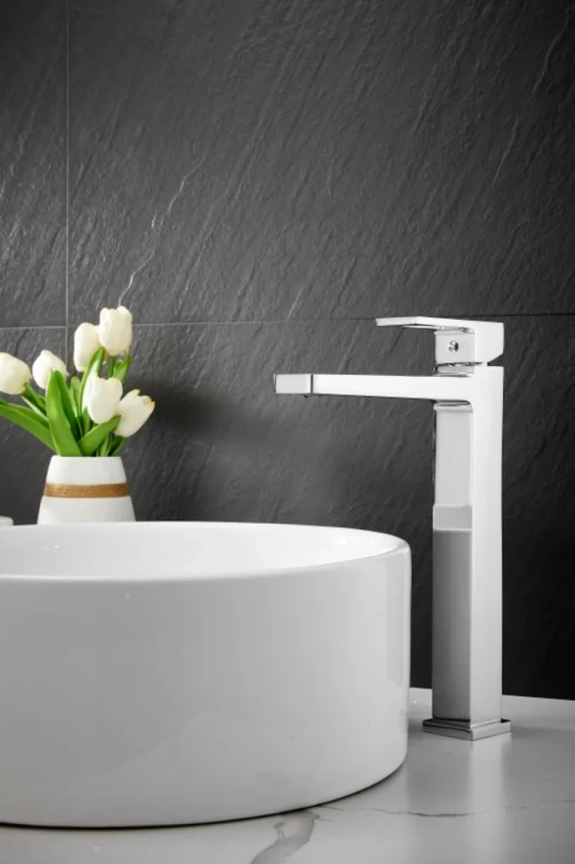 Смеситель для раковины BELZ B658 B11658 хром
