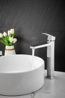 Смеситель для раковины BELZ B658 B11658 хром Смеситель для раковины BELZ B658 B11658 хром