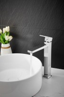 Смеситель для раковины BELZ B658 B11658 хром