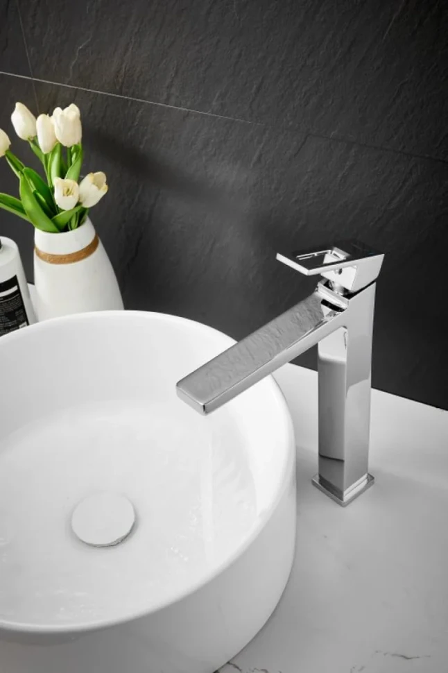 Смеситель для раковины BELZ B658 B11658 хром