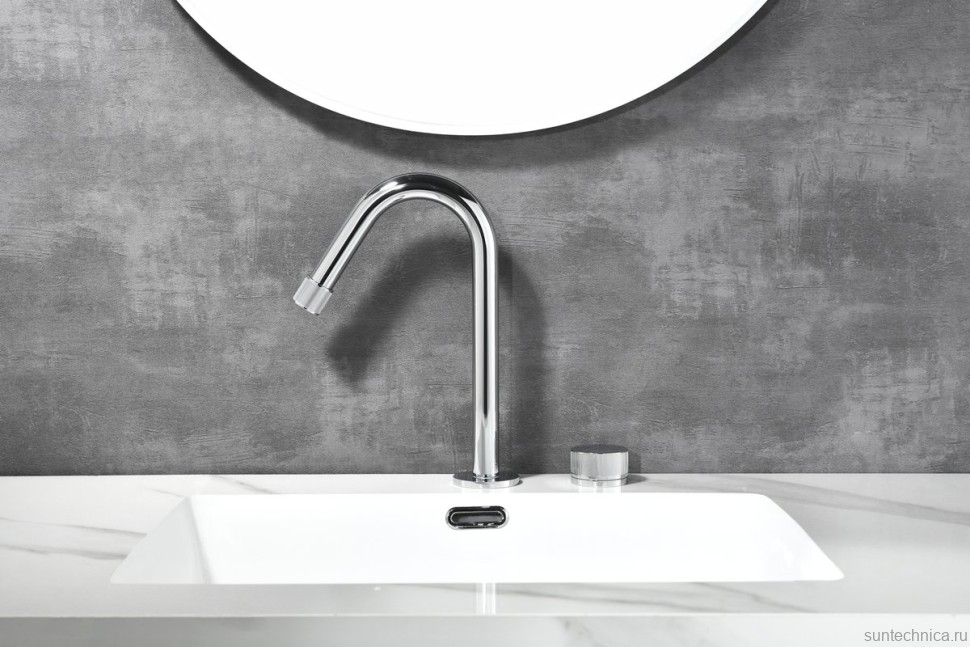 Смеситель для раковины Black&White Gravity 7108C chrome