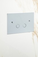 Кнопка смыва для унитаза Boheme 647-CR латунь, цвет chrome, ультраплоская