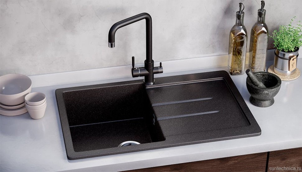 Мойка кухонная Ulgran U-507 308 черная + дозатор U-02 черный