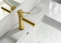 Смеситель для раковины Timo Saona 2361/17F золото