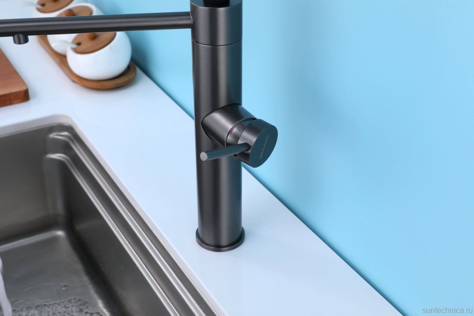 Смеситель для кухни Paulmark Ganymede Ga213199-GM с гибким изливом, вороненая сталь