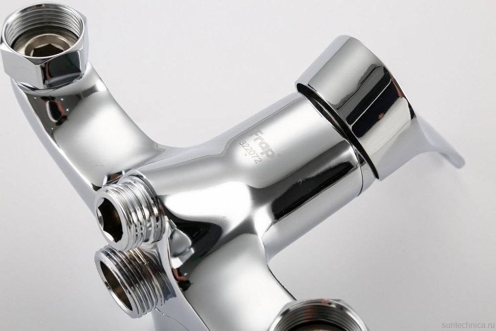 Смеситель с длинным изливом для ванны Frap H14 F2214-B