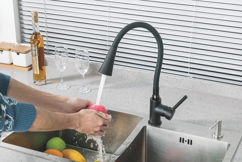Смеситель для кухни Frap H44 F4044-6 с гибким изливом, черный
