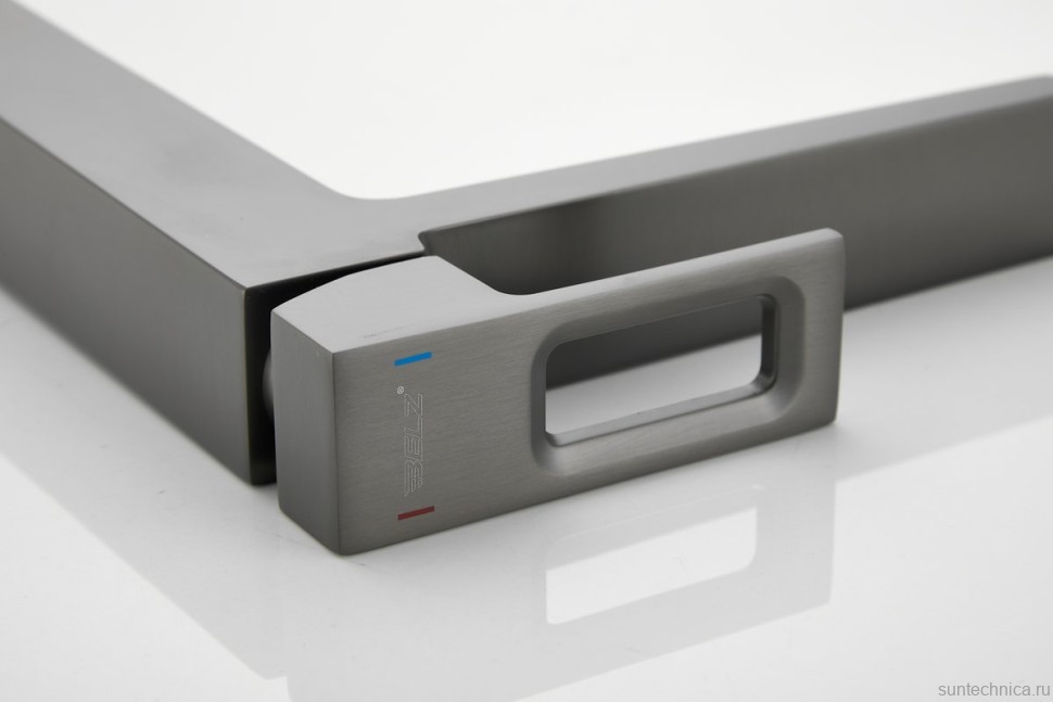 Смеситель для раковины BELZ B658 B11658-3 оружейная сталь