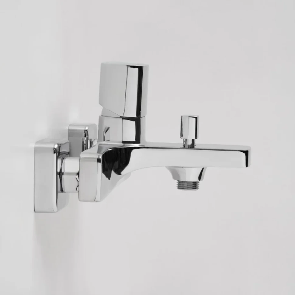 Смеситель для ванны с душем Wasserkraft Naab 8601