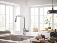 Смеситель для кухни Grohe Eurosmart 30567000 + средство для металлических поверхностей Grohe Grohclean 48166000 500 мл