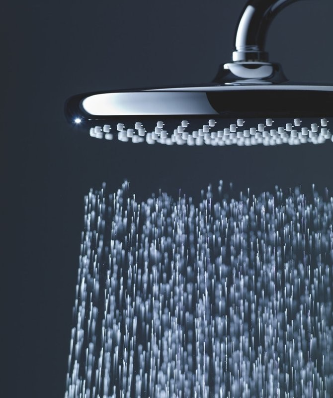 Душевая стойка Grohe Tempesta 26673001 хром