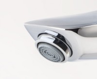Смеситель для раковины Hansgrohe Logis 71290000 с гигиеническим душем