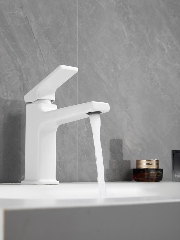 Смеситель для раковины Haiba HB10831-8 белый