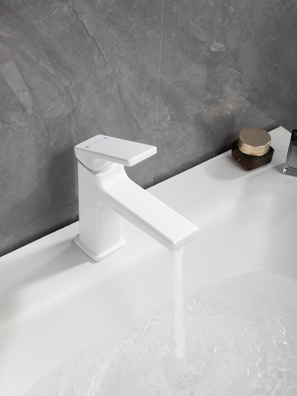 Смеситель для раковины Haiba HB10831-8 белый