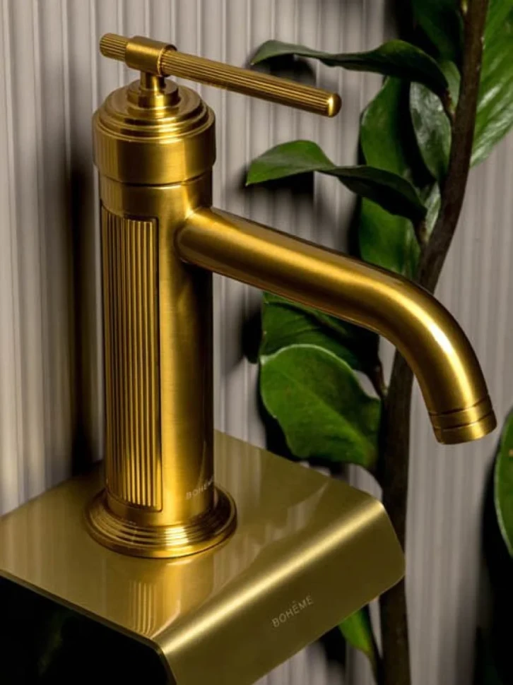 Смеситель для раковины Boheme Eterna 171-BR bronze
