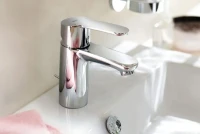 Смеситель для раковины Grohe Eurosmart Cosmopolitan 23325000 Смеситель для раковины Grohe Eurosmart Cosmopolitan 23325000