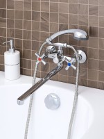 Смеситель с длинным изливом для ванны РМС SL138-140P Смеситель с длинным изливом для ванны РМС SL138-140P