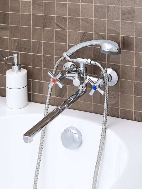 Смеситель с длинным изливом для ванны РМС SL138-140P