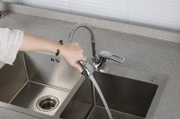 Смеситель для кухни Frap H701 F43701-B с гибким изливом Смеситель для кухни Frap H701 F43701-B с гибким изливом