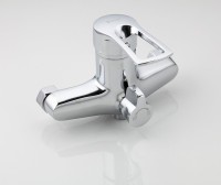 Смеситель с длинным изливом для ванны Frap H701 F22701-B Смеситель с длинным изливом для ванны Frap H701 F22701-B