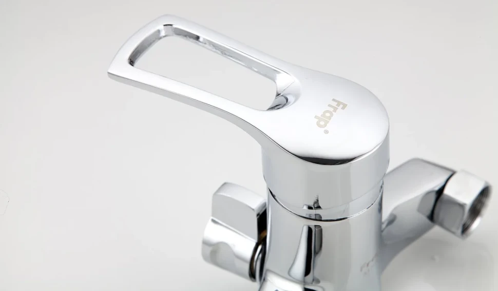 Смеситель с длинным изливом для ванны Frap H701 F22701-B