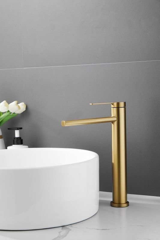 Смеситель для раковины BELZ B813 B11813-5 золото