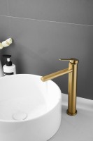 Смеситель для раковины BELZ B813 B11813-5 золото Смеситель для раковины BELZ B813 B11813-5 золото