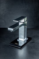 Смеситель для раковины Boheme Qubic 471-CR chrome