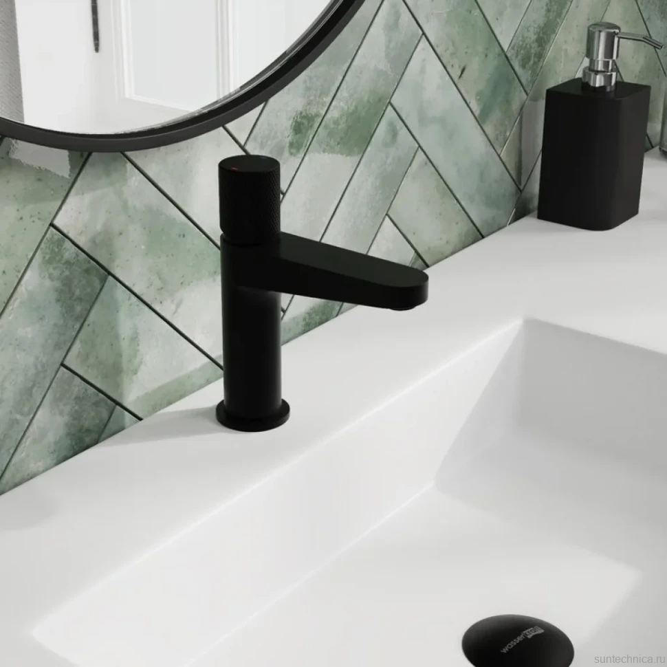 Смеситель для раковины Wasserkraft Fulda 5203 черный soft-touch