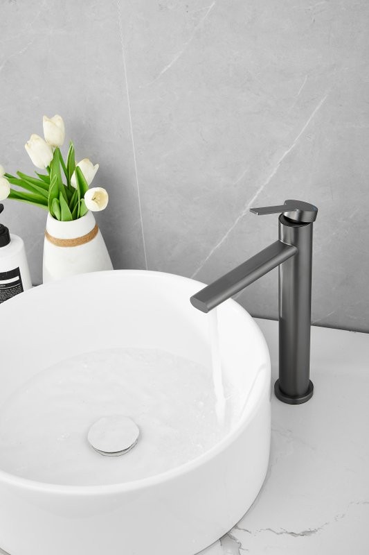 Смеситель для раковины BELZ B813 B11813-3 оружейная сталь