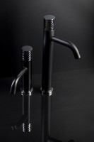 Смеситель для раковины Boheme Stick 122-BCR black diamond chrome