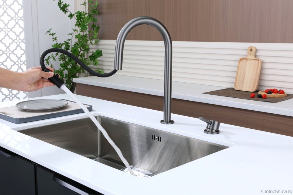 Смеситель для кухни Paulmark Estetica Es218006-GM вороненая сталь