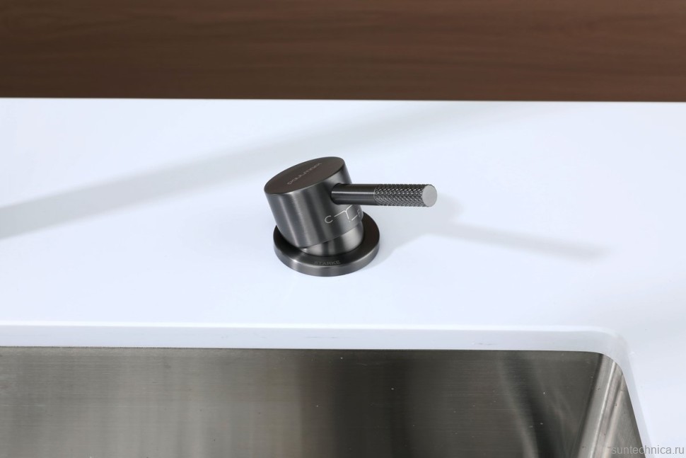 Смеситель для кухни Paulmark Estetica Es218006-GM вороненая сталь