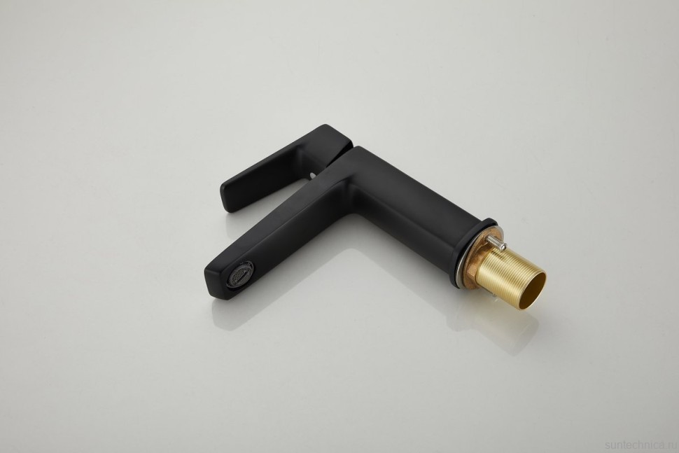 Смеситель для раковины BELZ B715 B10715-7 черный