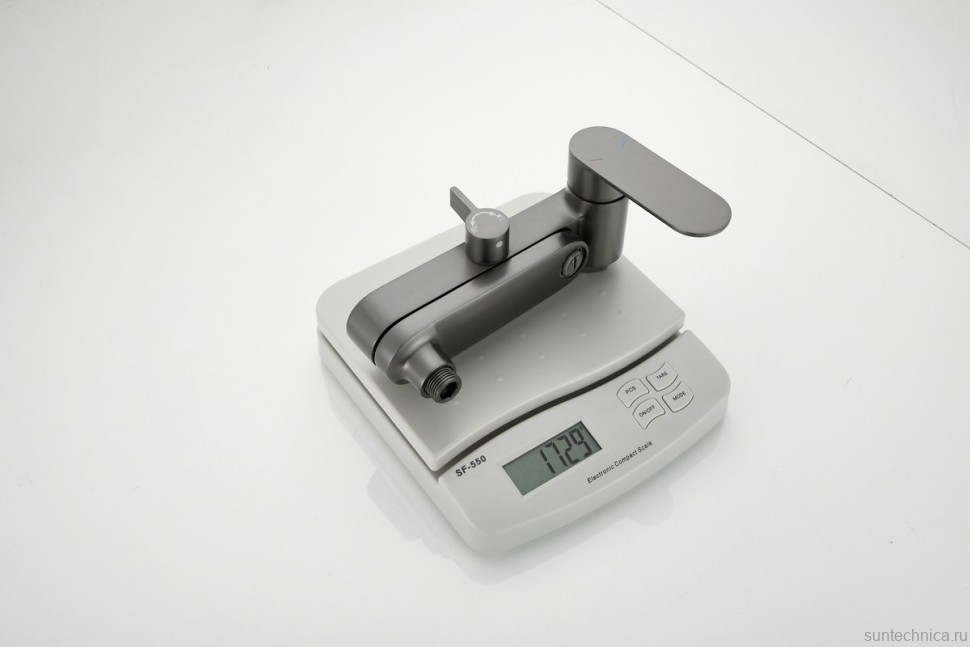 Душевая стойка BELZ B713 B24713-3 оружейная сталь