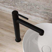 Комплект для ванной IDDIS Aiger Душевая стойка IDDIS Aiger AIGBL3Fi06 + Смеситель для раковины AIGBL01i01, черный матовый