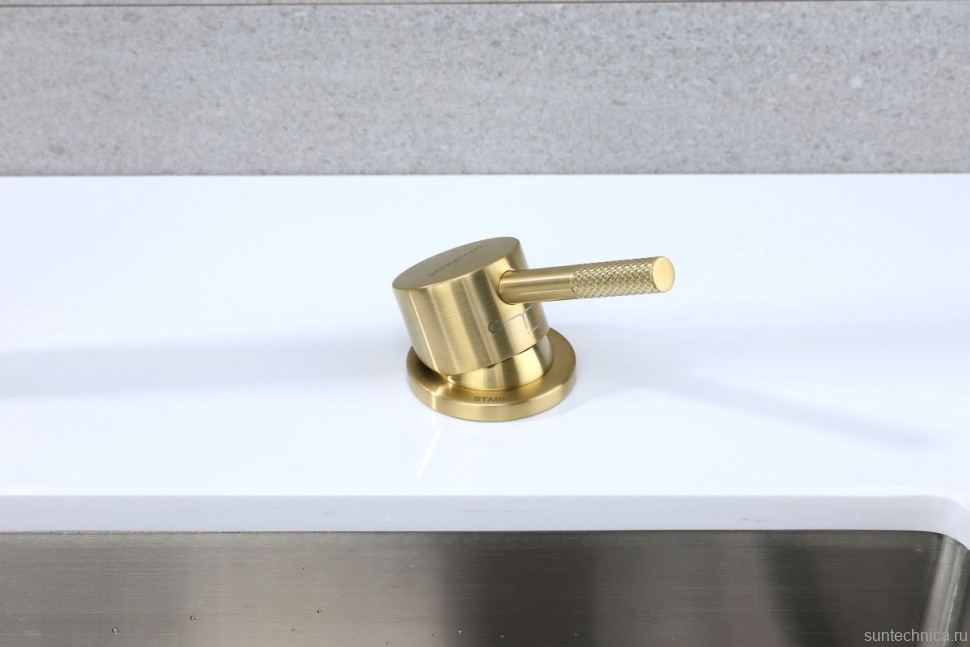 Смеситель для кухни Paulmark Estetica Es218006-LG светлое золото